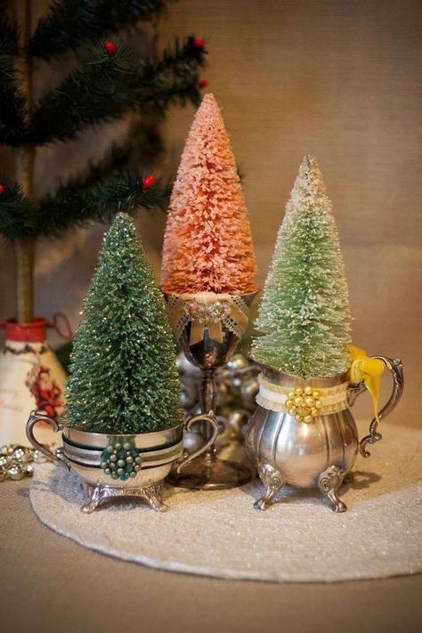 Cute - bottle brush trees in silver tea service pieces Vintage Christmas Crafts, Bottle Brush Christmas Trees, Bottle Brush Tree, Brush Tree, Small Christmas Trees, 12 December, Silver Tea, Bottle Brush, Vintage Christmas Decorations