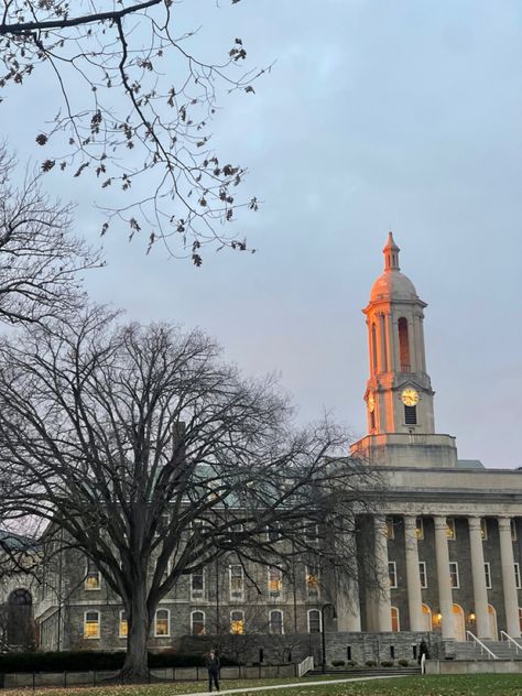 Happy Valley Penn State, Penn State College, Academic Aesthetic, College Vision Board, College Motivation, College Of Charleston, University Of Richmond, Rome Tours, Pennsylvania State University