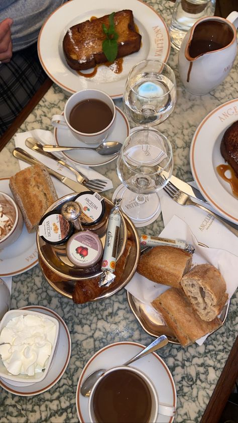 Aesthetic French Foods, Paris Breakfast Aesthetic, Angelina Chocolate Paris, Breakfast Paris Aesthetic, Breakfast In France, Paris Cafe Pictures, Paris Angelina, Cafe Angelina Paris, Angelina Paris Cafe