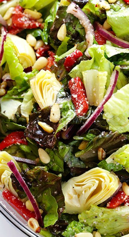 Family Salad, Red Wine Vinaigrette, Resep Salad, Vinaigrette Recipe, Favorite Salad, Resep Diet, Vinaigrette Recipes, God Mat, Idee Pasto Sano