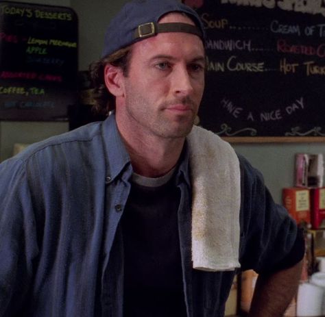 Luke Danes Icon, Luke Danes Aesthetic, Luke Gilmore, Peter Strahm, Gilmore Girls Luke, Scott Patterson, Luke Danes, Team Logan, Stars Hollow