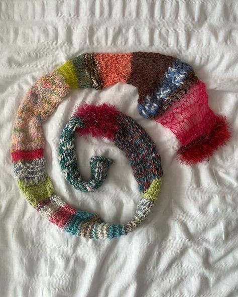 Diy Knit Scarf, Scrap Yarn Scarf, Hand Knitting Scarf, Balaclava Design, Scrap Scarf, Scarf Yarn, Hand Knit Scarf, Crochet Winter, Crochet Fashion Patterns