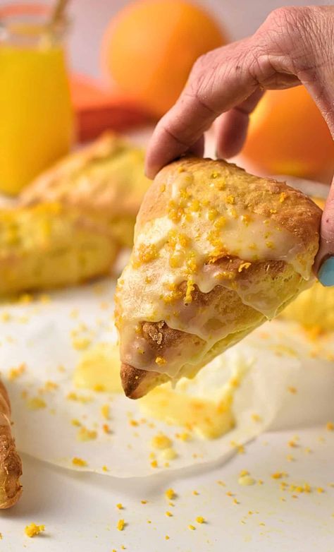 These orange scones are fluffy, easy orange American scones made from fresh oranges, but with no eggs, no dairy and in under 30 minutes. Easy Orange Scones Recipe, Orange Juice Scones, Mandarin Orange Scones, Recipes Using Fresh Oranges, Things To Do With Oranges, Fresh Orange Recipes, Leftover Oranges, Oranges Recipe, Conscious Plant Kitchen