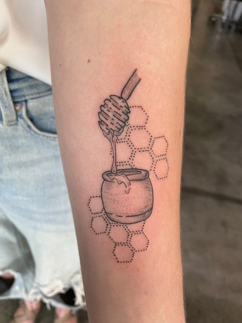 Bee Tattoo Sleeve, Honey Tattoo Ideas, Honeypot Tattoo, Tattoo Bee, Honey Tattoo, Inner Elbow Tattoos, Tea Tattoo, Honey Bee Tattoo, Honeycomb Tattoo