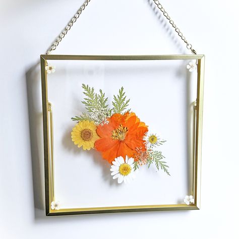 Pressed Flower Standing Frame Handmade Home Decoration in 14k Gold | Dried Flower Art Wall Hanging Glass Frame Sunflower Hanging Glass Frames, Frame Stand, Glass Frames, Dried Flower Arrangements, Handmade Home, Hanging Wall Art, Pressed Flowers, Dried Flowers, Art Wall