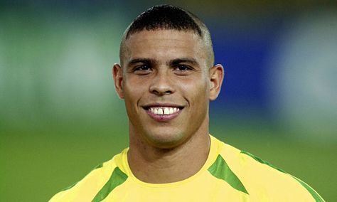 Chris Waddle, Football Hairstyles, Ronaldo Brazil, Ronaldo Hair, Ronaldo Haircut, Ronaldo 9, Ronaldo Photos, Ronaldo Pictures, Dani Alves