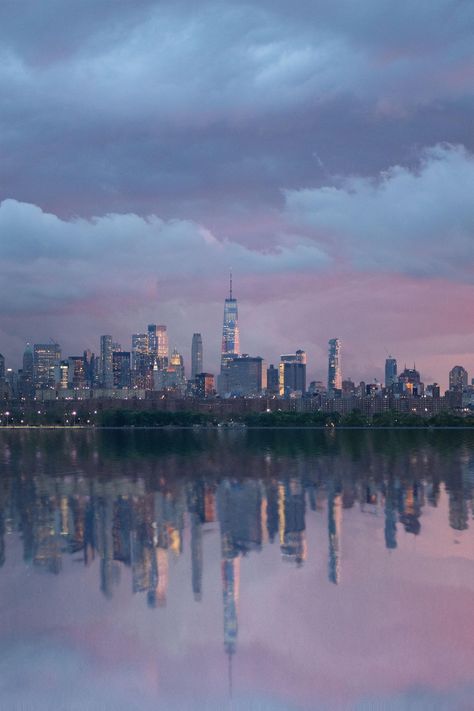 City In The Distance, Dope Pics, Usa City, Buildings Photography, One World Trade Center, Background Photos, The Warning, Trade Center, City Architecture