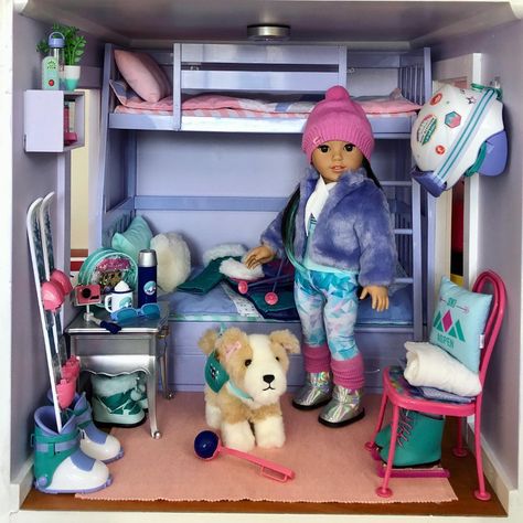 Our Corinne ❤️❤️❤️ what do you think about her bedroom? .. . . #americangirldollhouse #americangirlbrand #americangirlcorinne… | Instagram Doll Bedroom Ideas, Anerican Girl, Glitter Lip Balm, Doll Room Ideas, Lps House, Doll House For Boys, American Doll House, Cake Hello Kitty, Ag Doll House