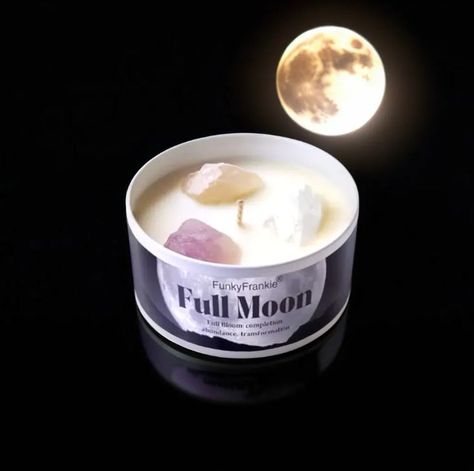 Embrace the power of the Full Moon with our cleansing candle! Infused with natural oils and a genuine crystal, it's perfect for purification and relaxation. This month, as the new moon and full moon approach, it's the ideal time to manifest and light with our moon candles. 🌕 #FullMoonCandle #Purification #CleansingCandle #Aromatherapy #SoyCandle #MoonGifts #Manifestation #NewMoon #FullMoon #HolisticLiving #SpiritualWellness Full Moon Oil Recipe, New Moon Candle Ritual, New Moon And Full Moon, Full Moon Candle Magic, Full Moon Incense, Moon Candles, New Moon Candle, Moon Candle, Moon Gifts