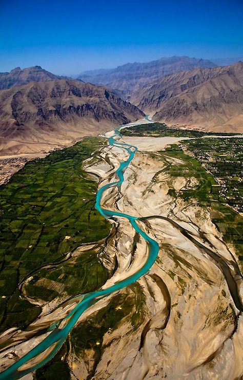 Afghanistan Mountains, Fremont California, Country Musicians, Winter Vacation, Bhutan, Iraq, Maldives, Beautiful World, Beautiful Landscapes