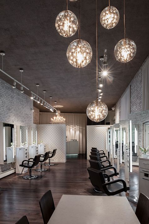 Hair Salon Interior Design, Salon Interior Design Ideas, Salon Design Ideas, Beauty Salon Interior Design, Salon Lighting, Hair Salon Design, Hair Salon Interior, Hair Salon Decor, Beauty Salon Design