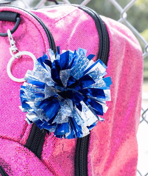 Cheer Team Accessories, Diy Mini Cheer Pom Pom Keychain, Cheerleader Keychains Diy, How To Make Pom Pom Keychain, Cheer Pom Pom Keychain Diy, Diy Cheer Keychain, Pom Team Gifts, Cheer Accessories Diy Gift Ideas, Cheer Keychain Diy