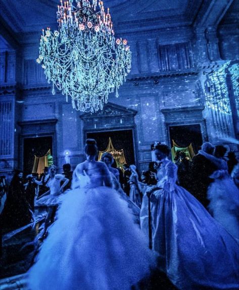 Masquerade Party Aesthetic, Yule Ball Aesthetic, Masquerade Ball Aesthetic, Masquerade Aesthetic, Mascarade Ball, Masquerade Prom, Masquerade Ball Party, Ball Aesthetic, Halloween Ball