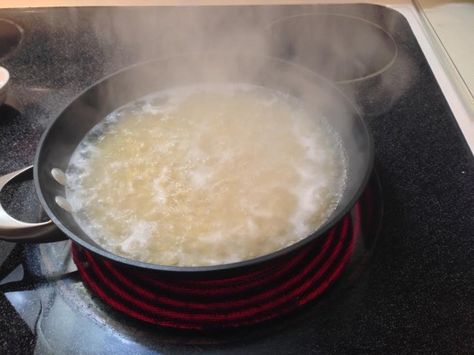 Boiling Water; Save 15 Minutes Every Time You Make Pasta Boiling Pasta, Make Pasta, Spaghetti Pasta, Food Tips, The Sauce, Boiling Water, Cooking Kitchen, Cheese Fondue, Helpful Tips