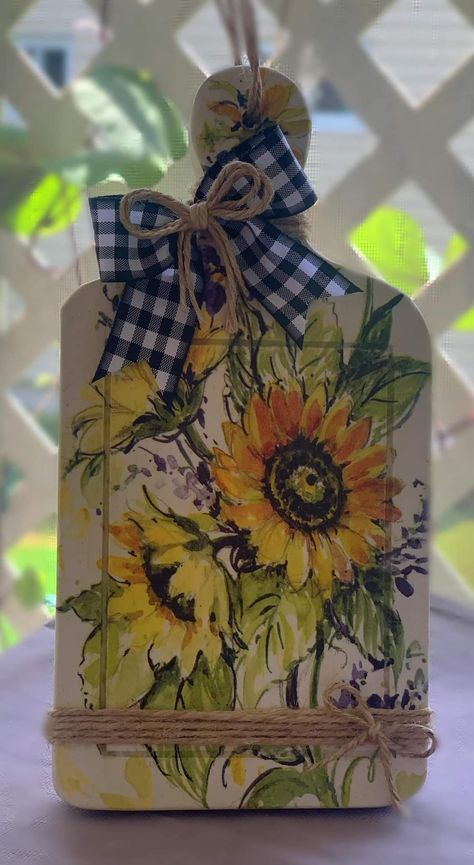 Dekoratívne Vence, Sunflower Crafts, Board Crafts, Decoupage Decor, Ideas For Crafts, Farmhouse Crafts, Decoupage Diy, Decoupage Ideas, Diy Dollar Tree Decor