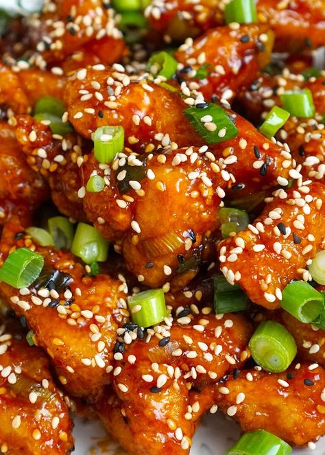 Honey Sesame Chicken - Khin's Kitchen | Chinese cuisine | Takeout style Chinese Sesame Chicken, Crispy Honey Chicken, Honey Sesame Chicken, Sesame Chicken Recipe, Honey Sesame, Sesame Sauce, Chinese Chicken, Sesame Chicken, Honey Chicken