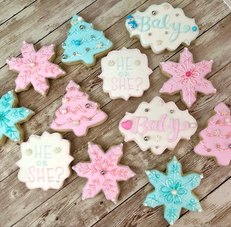 Gender Reveal Party Winter Theme, Snowflake Gender Reveal Cookies, January Gender Reveal Party, Snowflake Themed Gender Reveal, Gender Reveal Ideas For Party Winter Theme, Gender Reveal Cookies Christmas, Gender Reveal Snowflake Theme, Winter Gender Reveal Cookies, Unique Gender Reveal Themes Winter