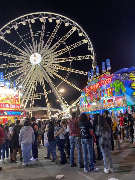 Texan Aesthetic, Houston Rodeo Carnival, Mlwtwb Aesthetic, Houston Texas Aesthetic, Carnival Core, Houston Aesthetic, 2enior Ye4r, Houston Rodeo Outfit, Rodeo Aesthetic