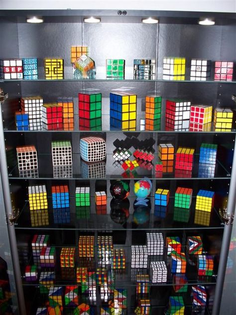 Top 10 Cool Creative Rubik Cubes To Add To Your Games Collection (Mind Blowing!) - [http://theendearingdesigner.com/62-unique-rubiks-cubes/] Lego Rubiks Cube, Puzzle Display, Solving A Rubix Cube, Rubiks Cube Patterns, Rubicks Cube, Rubiks Cube Solution, Rubics Cubes, Twisty Puzzles, Cube World