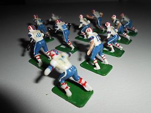 Lot of 11 Vintage Tudor Electric Football Players Figures Houston Oilers Electric Football Figures, Electric Football, Houston Oilers, Shop Fan, Football Vintage, Childhood Games, Figure Painting, Football Players, Board Games