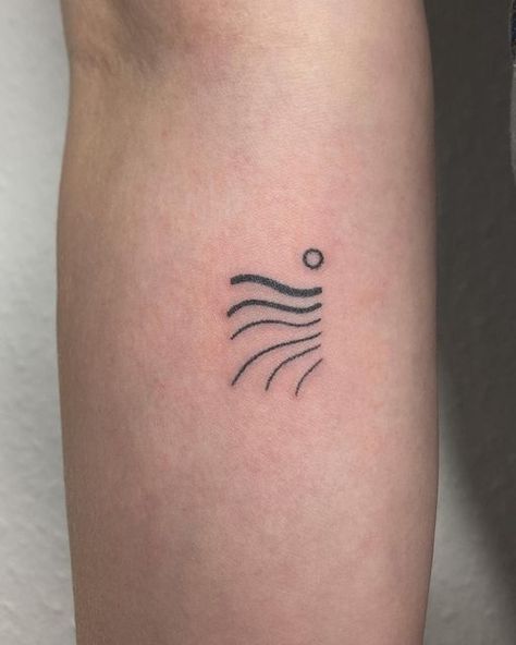 Water Related Tattoos, Artsy Tattoo Ideas, Victor Tattoo, Water Tattoos, Small Nature Tattoo, Lines Tattoo, Artsy Tattoos, Tattoo Thoughts, Tattoo Water