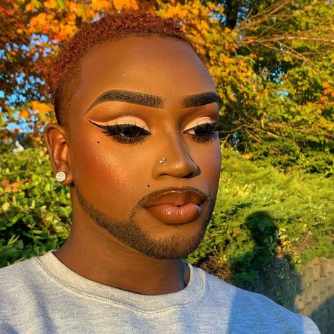 Black Men Makeup, Brown Skin Boys, Melanin Aesthetic, Men's Makeup, Boy Makeup, Men Makeup, Maybelline Baby Skin, Face Beat, Gang Member