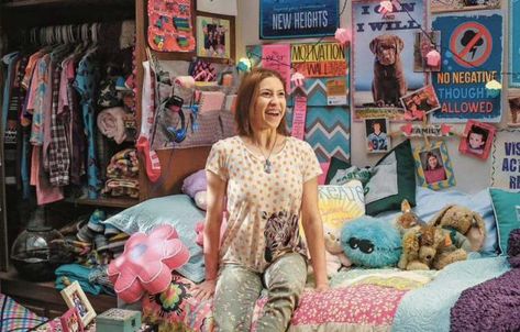 Motivational Monday: Sue Heck - Bushel & A Peck The Middle Sue, Sue Heck, The Middle Tv Show, Room Pinterest, Funny Images With Quotes, Girly Swag, Wrestling Team, Los Angeles Shopping, Tv Icon