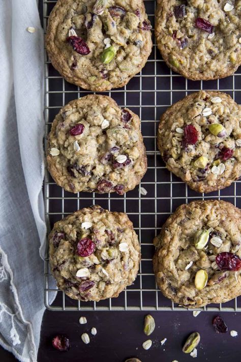 Orange Oatmeal Cookies, Pistachio Oatmeal, Oatmeal Cranberry Cookies Recipe, Chewy Oatmeal Cookies Recipe, Cranberry Pistachio Cookies, Orange Oatmeal, Cherry Oatmeal Cookies, Cranberry Oatmeal Cookies, Cranberry Cookies Recipes