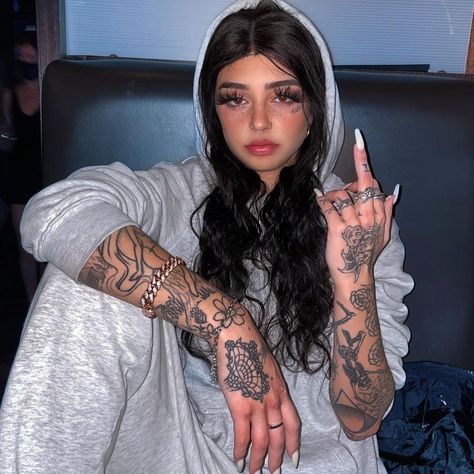 keaton belle (ง •̀_•́)ง on Instagram: “take ur $ then give my gf a kiss,” Keaton Belle, Grunge Clothes Aesthetic, Aesthetic Universe, Girl Back Tattoos, Estilo Cholo, Grunge Clothes, Gangster Girl, Tattoed Women, My Gf