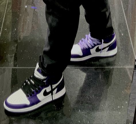 Jordan 1 Court Purple 2.0, Jordan 1 Court Purple Outfit Men, Jordans Outfit Men, Purple Jordans Outfit, Nike Shoes Purple, Jordan 1 Aesthetic, Purple Jordans, Miles 42, Purple Nike Shoes