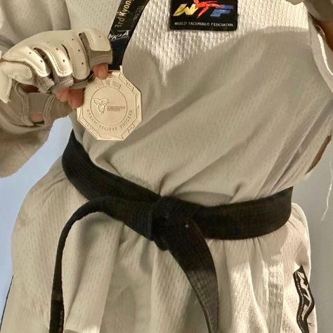 Taekwondo Awards, Karate Astethic, Black Belt Taekwondo Aesthetic, Tae Kwon Do Aesthetic, Karate Medals, Taekwondo Outfit, Jiu Jitsu Aesthetic, Taekwondo Boy, Judo Aesthetic