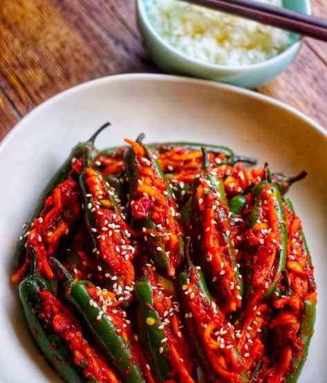 Spicy Food Aesthics, Food Aesthics, Spicy Aesthetic, Aesthetic Wings, Spicy Food, Romantic Night, Spicy Recipes, Aesthetic Food, Healthy Dinner Recipes