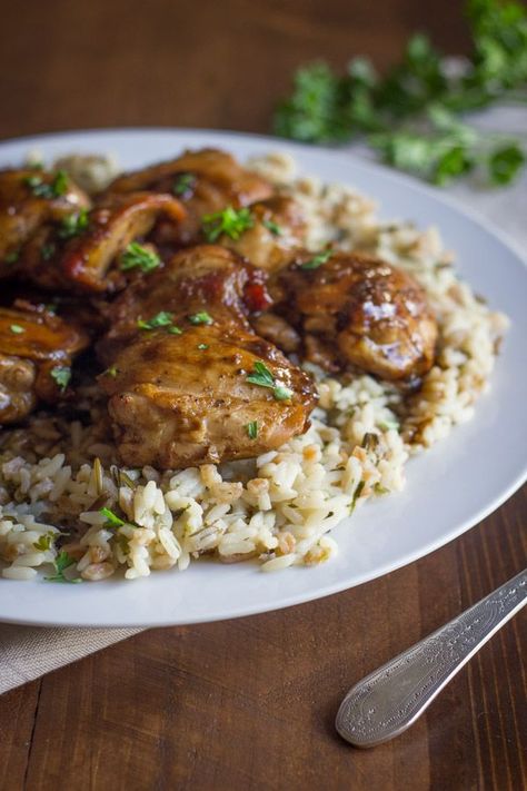 Rich, flavorful, never dry boneless chicken thighs served over rice with a delicious creamy balsamic sauce you'll totally love! Balsamic Sauce, Chicken Entrees, Balsamic Chicken, Turkey Dishes, Boneless Chicken Thighs, Skillet Chicken, Little Kitchen, Boneless Chicken, Chicken Thigh Recipes