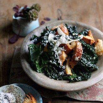 Black Kale With Anchovy, Lemon & Croutons Kale Cesar, Crouton Salad, Kale Caesar, Winter Salad Recipes, Kale Caesar Salad, Kale Salad Recipes, Garlic Uses, Caesar Salad Recipe, Magic House