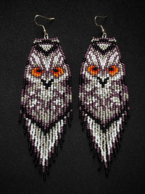 Night Owl Beaded Earrings Seed Bead Beadwork Fringe Seed Bead - Etsy Canada Beads Aesthetic, Seed Bead Jewelry Patterns, Art Perle, Earrings Patterns, Native American Beaded Earrings, Beading Jewelery, Brick Stitch Earrings, Brick Stitch Pattern, Witchy Things