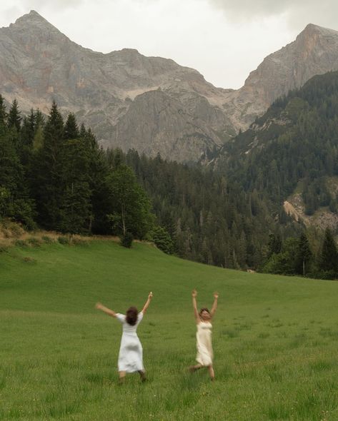 painting the mountains with wild joy / @natanja.eilen & I running around rolling green hills last August, taken with a self timer ⛰️🌞🫶🏻 #austria #austrianmountains #mountains #motionblur #portraitphotography #salzburgerland #creativeselfportrait #selfportrait Mountains Vision Board, Creative Self Portraits, Mountains Aesthetic, People Running, Green Hills, Motion Blur, Running Water, Successful Women, 2025 Vision