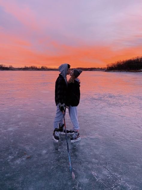 stas + nate | icebreaker by hannah grace | UCMH series Hockey Love Aesthetic, Cute Couple Ice Skating, Couple Goal Hockey, Cute Hockey Couple Pictures, Cute Couple Pics Hockey, Hockey Relationship Goals, Asking Out Ideas, Hockey Girlfriend Aesthetic, Cute Hockey Couples