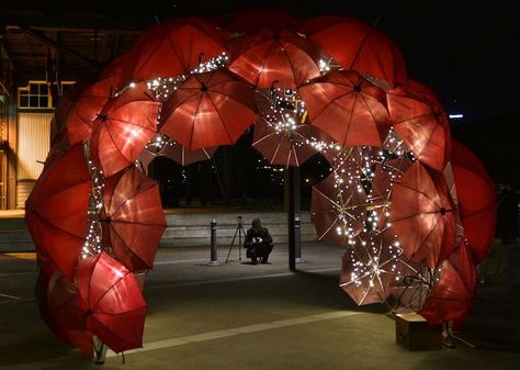 Art Umbrella, Umbrella Decorations, Light Tunnel, Wedding Entrance Decor, Umbrella Wedding, Umbrella Art, Red Umbrella, Wedding Entrance, Event Themes