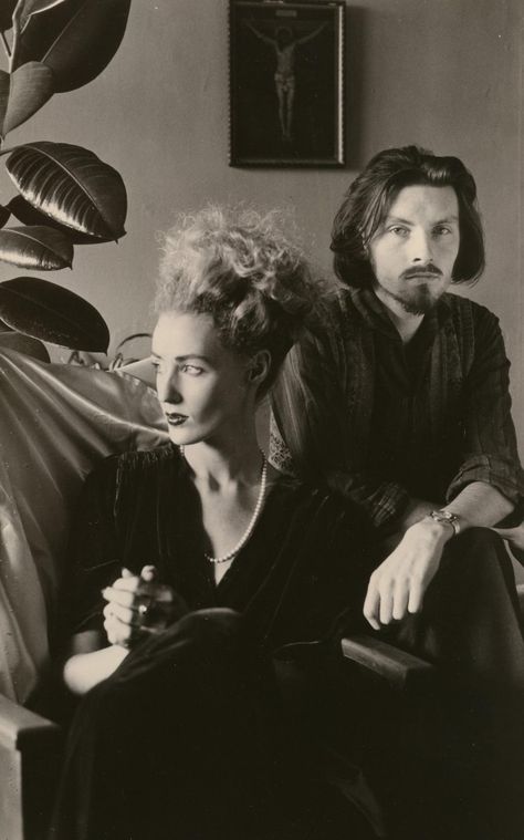 My lady #LisaGerrard #DeadCanDance #BrendanPerry #DCD Lisa Gerrard, Dead Can Dance, Boring People, Goth Music, Dark Wave, Gothic Rock, New Romantics, World Cultures, World Music