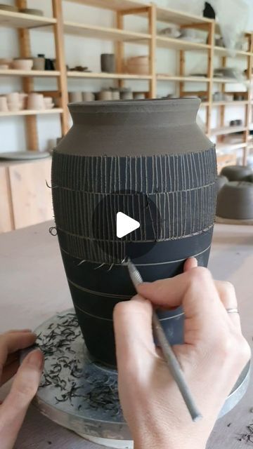 Hilda Carr Pottery on Instagram: "This one made my eyes go a bit squiffy... It'll be glazed in the next week or so and I'll let you know how it turns out! - - #sgraffito #potteryvideos #instapottery #instapotterylovers #ceramics #ceramicsstudio #potterystudio #potterythrowdown #potterytechniques #carvedclay #carvedpottery #handcarved #carveyourclay #satisfyingvideos #myhomestyle #styleonmytable" Sgraffito With Underglaze, Drawings On Ceramics, Scrafitto Ceramics Ideas, Black Clay Pottery Glazing Techniques, Ceramic Carving Designs Patterns, Pottery Scraffito, Sgraffito Ceramics Ideas, Pottery Underglaze Designs, Sgraffito Technique Tutorials