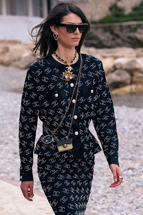 Take a Trip to Monte-Carlo for Chanel Cruise 2023 - PurseBlog Chanel 2023, Moda Chanel, Chanel Cruise, Chanel Jacket, Fashion Chanel, Chanel Couture, Chanel Official, Chanel Official Website, Chanel Fashion