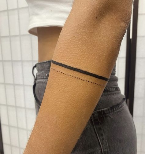 Line Wrap Tattoo, Line Wrap Around Arm Tattoo, Simple Armband Tattoo For Women, Wrapped Arm Tattoos For Women, Bands Tattoo For Women, Line Around Arm Tattoo Women, Dainty Band Tattoo, Line Around Wrist Tattoo, Feminine Band Tattoo