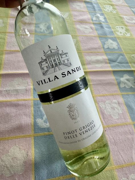 National Pinot Grigio Day with Villa Sandi Pinot Grigio delle Venezie Pino Grigio Wine, Wine Blog, Pinot Grigio, Italian Culture, Italian Wine, Grapes, Villa, Wine, Travel