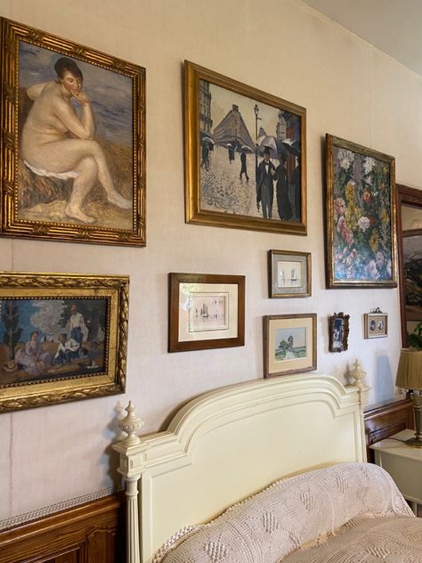 Impressionist Room Decor, Monet Bedroom, Claude Monet Home, Monet Home, Monet Paintings Home Decor, Claude Monet House, Claude Monet’s House, Art Over Bed, Monet Framed Art