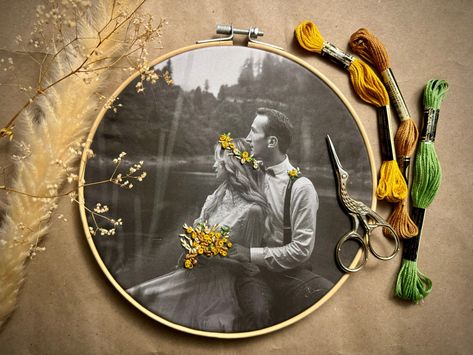 Custom Embroidered Photo Hoop, Embroidery Picture, Wedding Bouquet, Engagement Gift by WildRosePrint on Etsy Wedding Photo Embroidery, Embroidering Photos, Photo Diy Gifts, Wedding Gift Embroidery, Photo Hoop, Embroidered Photos, Embroidered Pictures, Embroidered Photography, Embroidered Photo Art