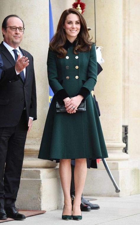 Kate Middleton Style Dresses, Kate Middleton Style Outfits, Düşes Kate, Looks Kate Middleton, Hunter Green Dresses, Kate Middleton Outfits, Princess Kate Middleton, Middleton Style, Kate Middleton Style