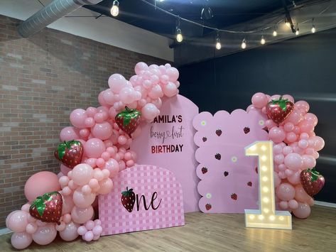 Balloon Artists | Hello! I did my first balloon backdrop for my nieces birthday and someone reached out if I can recreate it for them but I’m unsure on what to charge... | Facebook One Balloon, First Birthday Decorations, Balloon Backdrop, Birthday Decorations, First Birthdays, Balloons, I Can, Canning, Birthday