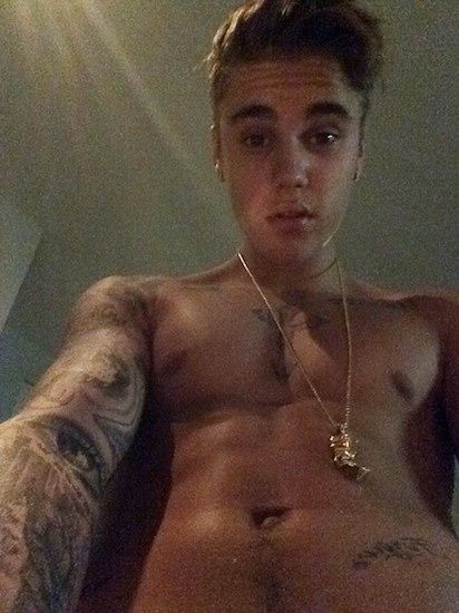 Justin Beiber Shirtless, Justin Baby, Justin Bieber 2014, Justin Bieber Images, Celebrity Selfies, Justin Bieber Photos, Cody Simpson, Cute Couple Halloween Costumes, Justin Bieber Pictures