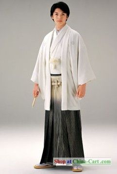 Japanese Kimono Clothes for Men Clothes For Men Over 50, Japanese Style Clothing, Japan Dress, Japanese Traditional Clothing, Men Over 50, Male Kimono, Kimono Outfit, Clothes For Men, Cool Outfits For Men