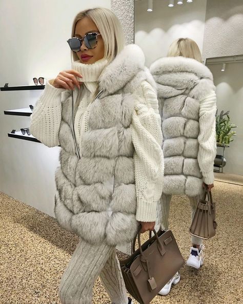 Fur vest outfits